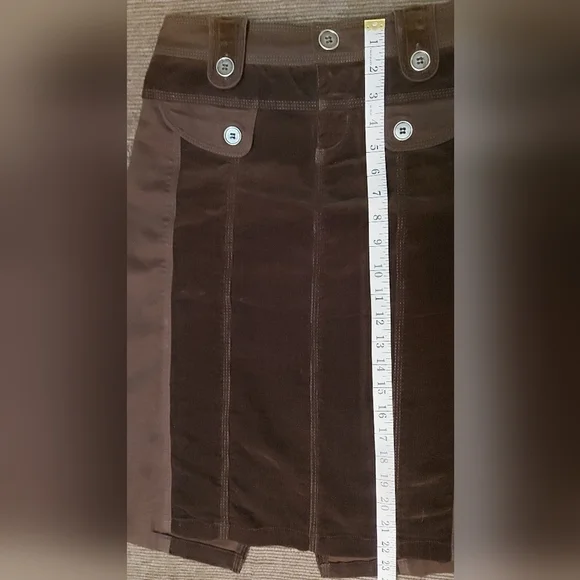 Brown Corduroy Knee Length Skirt Size 5/6 Classic Preppy Fall Tailored - Picture 8 of 10